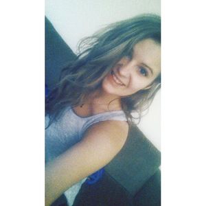 Meet your Posher, Kayla